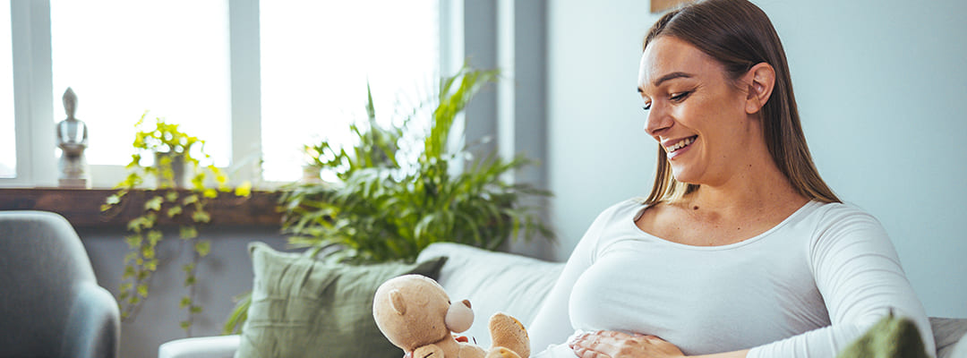 Tu Cabello y el Embarazo: Guía para Brillar en la Dulce Espera