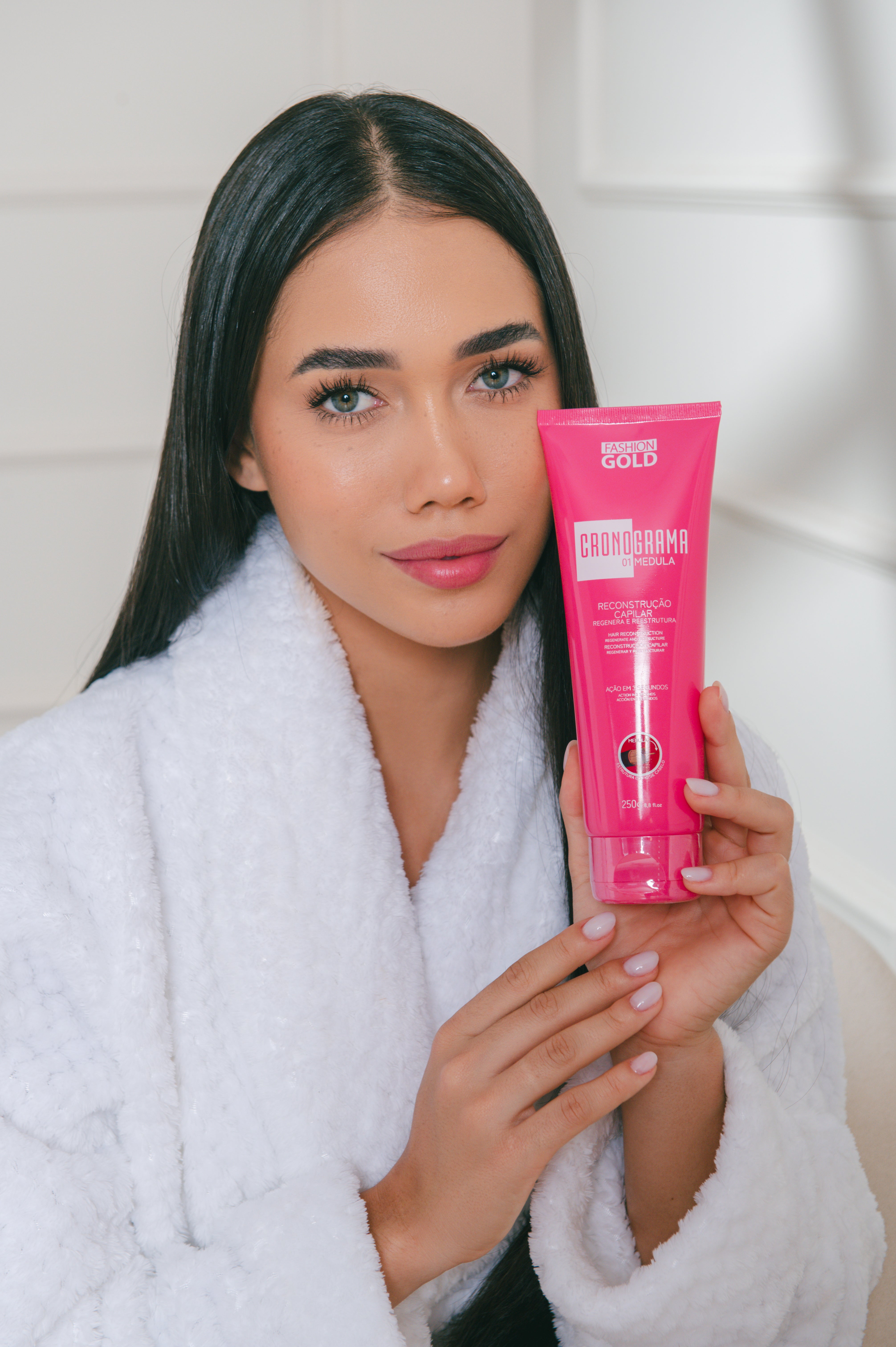 Mask Reconstrucción 250 g Cronograma Cuidados Profundos - Ybera Fashion Gold