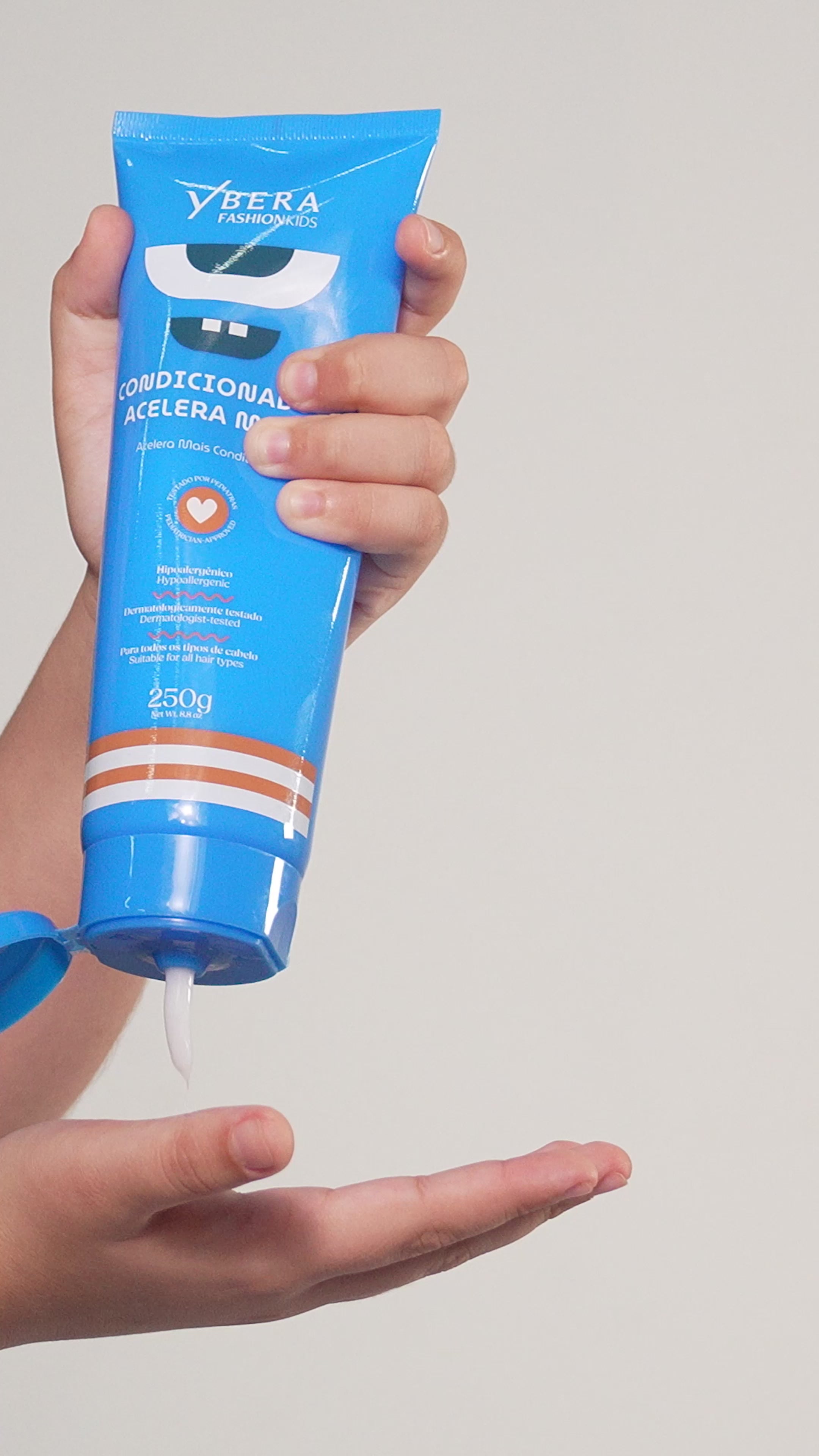 Cronograma Niño Fashion Kids Lata - Sh 300ml + Acondicionador 250g + Crema de Peinar Fijadora 200g